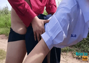 คลิปโป๊หลุดไทย นักเรียน Melon Ice โดนผัวเย็ดOutdoorในป่าคาชุดนักเรียน