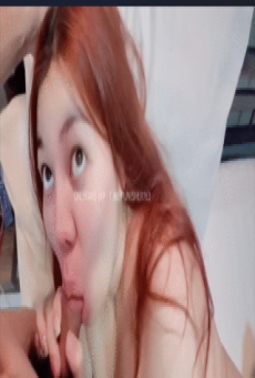 คลิปหลุด น้องริษา นอนเล่นมือถือผัวเดินมาจับเย็ดกระแทกมันๆ