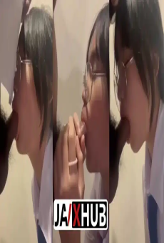 เด็กเรียนก็เงี่ยนเป็น คลิปหลุดนักเรียน ม.ปลาย สาวแว่นหัดโม๊คควย จัดเสียวกันในห้องน้ำโรงเรียน อมแล้วดูดโคตรเงี่ยน ชักว่าวน้ำแตกคาปาก